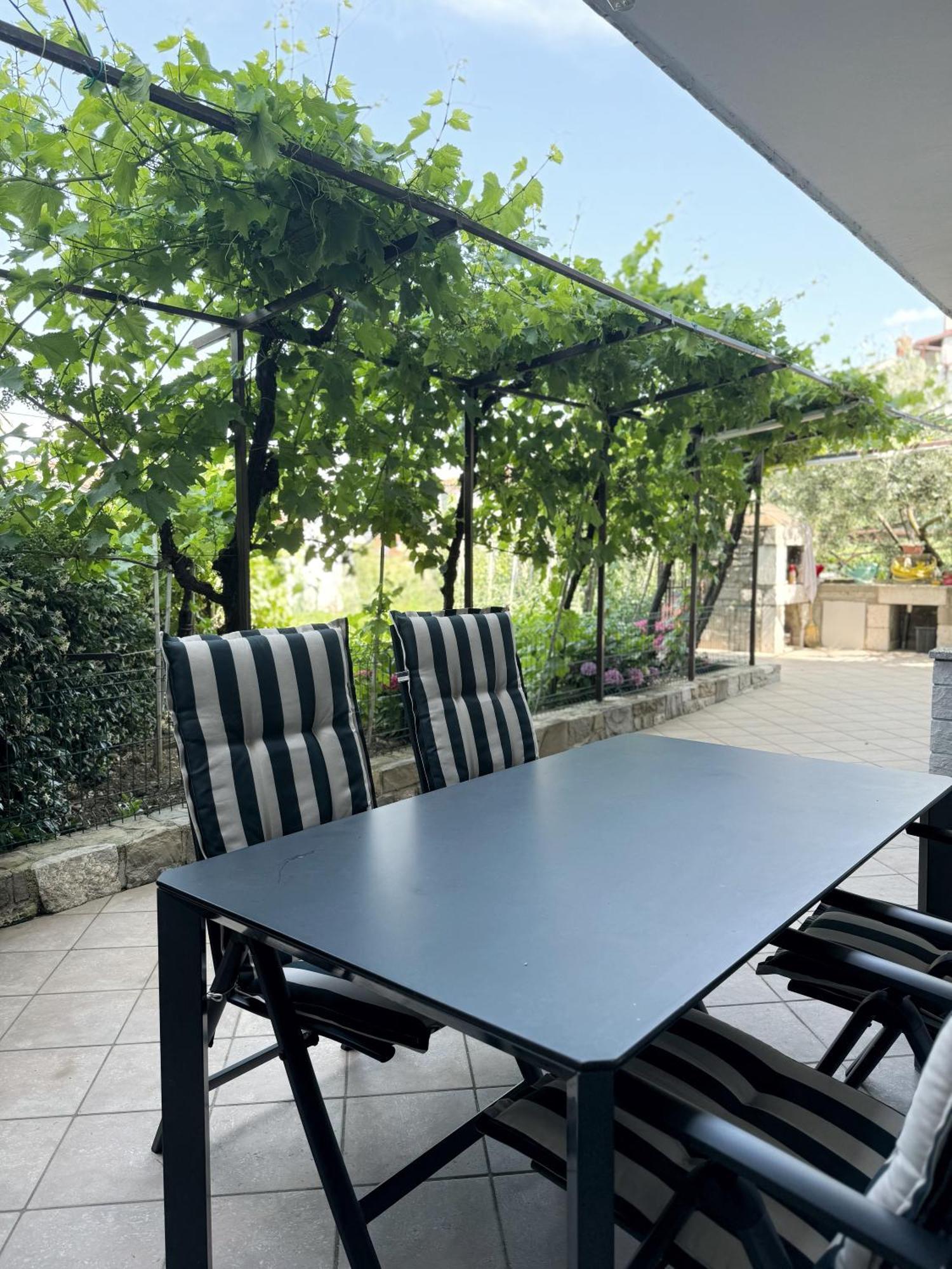 Apartment Gregoric Изола Экстерьер фото